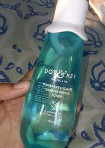 Dot &amp; Key Blueberry Hydrate Barrier Repair Toner