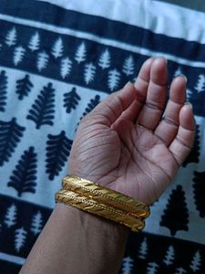 Golden Bangles (Set of 2)
