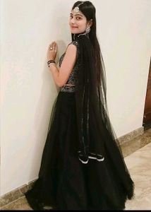 Black Lehnga