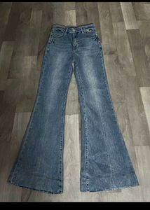 Stylish High-Waisted Flare Jeans