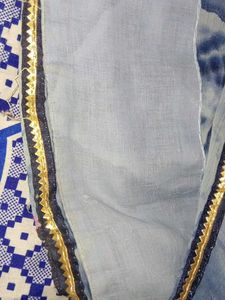 Stylish Blue Marble Print Saree