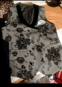 coat pant and kurta panjama are available