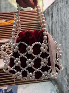 Elegant Pearl Beaded Clutch Bag