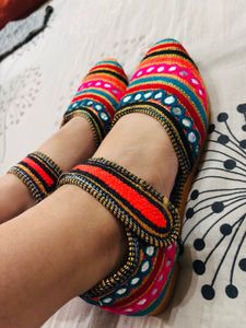 Rajasthani Juttis/  Flats