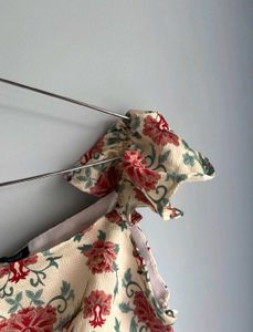 Floral Print Ruffle Crop Top