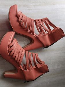 High Heels With Zip Lock