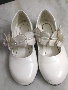 Adorable White Flower Girl balley