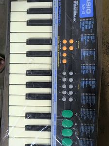 Casio SA-21 100 Tone Bank piano Keyboard