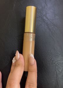 Estee Lauder Concealer (Warm Tone)