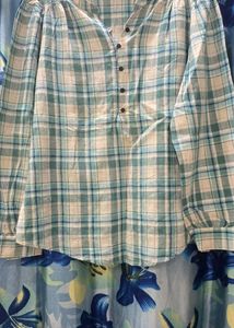 Blue Plaid Button-Up Long Sleeve Top