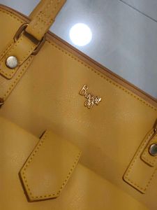 Original new Baggit Mustard Yellow Shoulder Bag