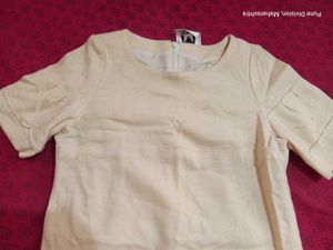 Comfortable Cream woolen bodycon dress