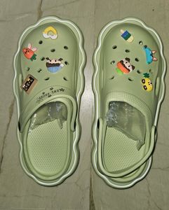 Comfortable Lightweight Clogs