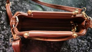 Chic Brown Top Handle Handbag