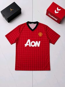Manchester United Jersey - AON