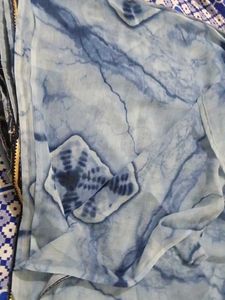 Stylish Blue Marble Print Saree