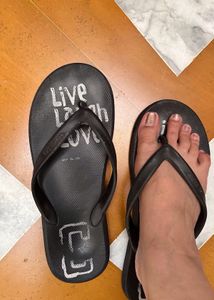 Ladies flip flops, chappals