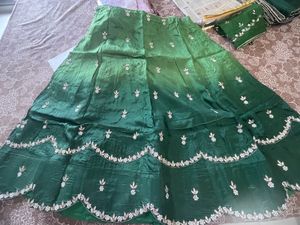 Lehenga Choli With Odhna & Blouse