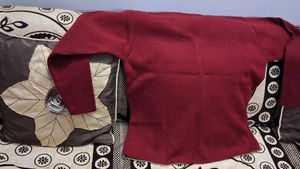 Women Wool Sweater With Button