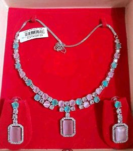 Elegant Necklace & Earring Set