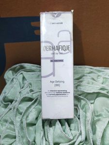 Dermafique Age Defying BB Cream