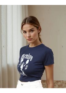 Graphic Print Crop Top