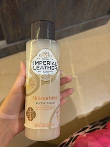 Imperial Leather Moisturising Bath Soak