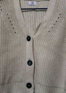 Chic Beige Cropped Knit Cardigan