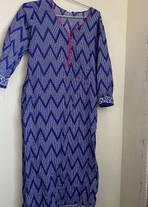 Set of Beautiful Blue Print Kurta and leggings