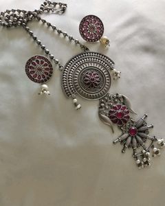 Classy Semiprecious Stones Set 💞👌👌👌👌Newly ARRIVED