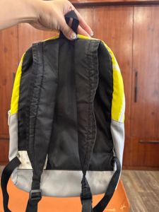 FREE-DELIVERY  Newfeel Backpack - Yellow &amp; Grey