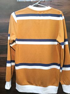 Men Levi's Sweater