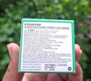 Innisfree volcanic pore clay mask 240 ml