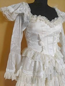Elegant Off-Shoulder Ruffled Lace Dress