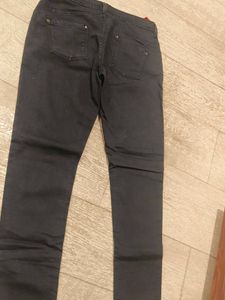 Stylish Black Jeans