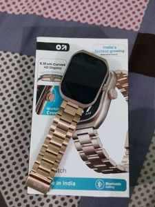 Smartwatch with Curved HD Display