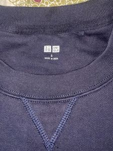 Uniqlo Navy blue Sweater