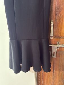 Chic Black Mermaid Hem Dress