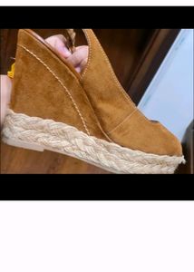 Flate Heel