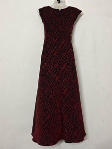 Pintresty Stunning Red &amp; Black Glitter Dress