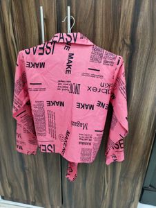 Chic Graphic Print Button-Up Shirt