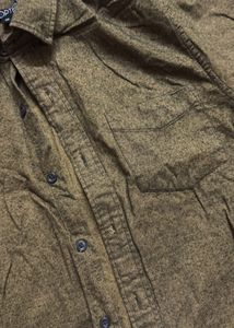 Men's Textured Button-Down Shirt
