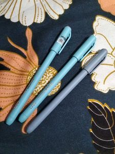 XO Pens - Set of 2 Blue and 1 black pen