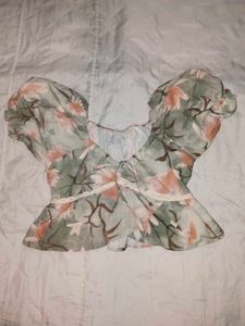 Floral Print Puff Sleeve Top
