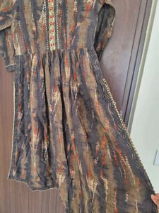 Elegant Printed Kurta with Dupatta L