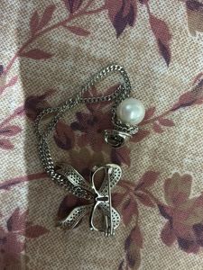 Sparkling Bow Pendant brooch with Pearl
