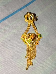 Elegant Golden Dangle Earrings