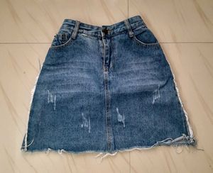 short Jean skirt