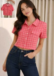 Trendy red checked crop shirt ❤️