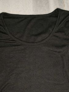 Scoop neck Ribbed Black Top